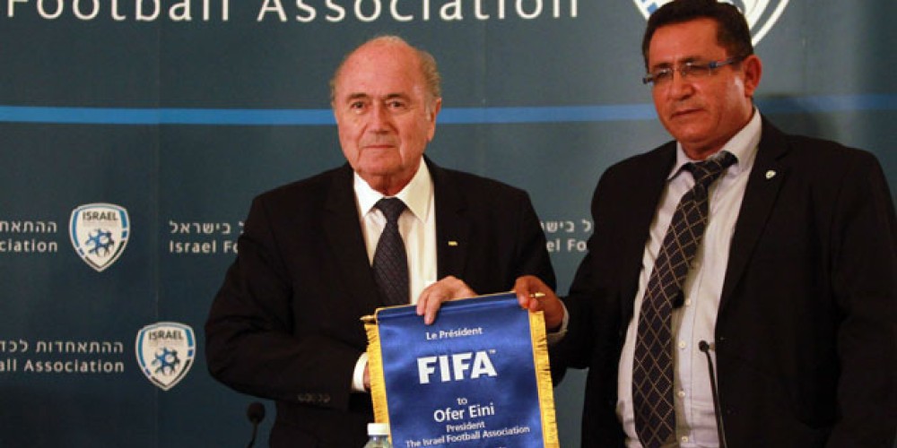 Blatter propuso un partido por la paz entre Israel y Palestina