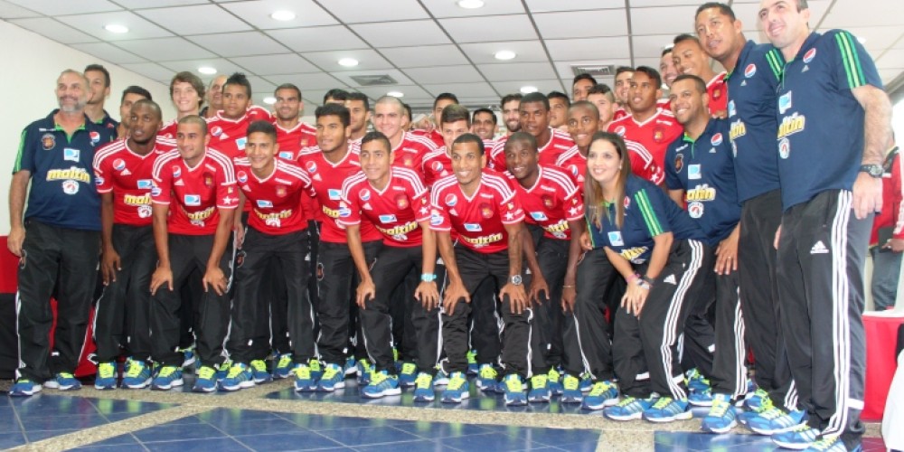 adidas present&oacute; la nueva camiseta del Caracas FC