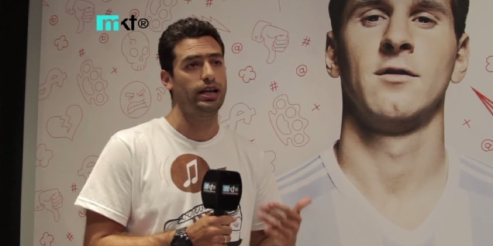 "La camiseta es uno de los símbolos que nos identifica como argentinos"