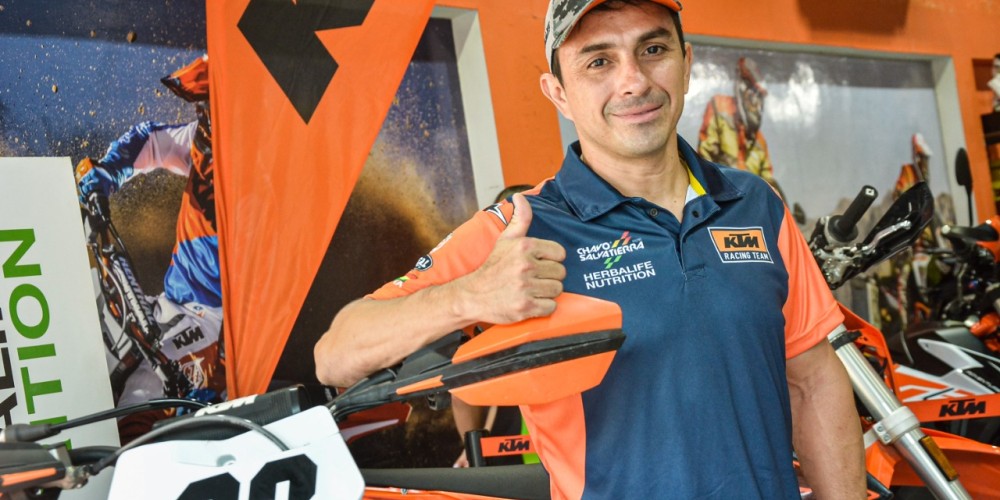 Chavo Salvatierra se consagra en la Baja 500 en México