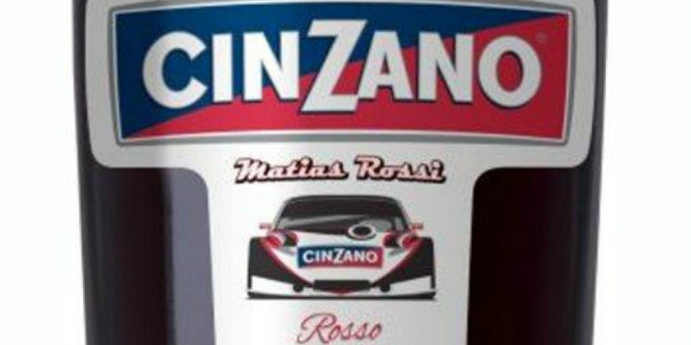 "Me llenó de emoción ver la botella especial que hizo Cinzano"