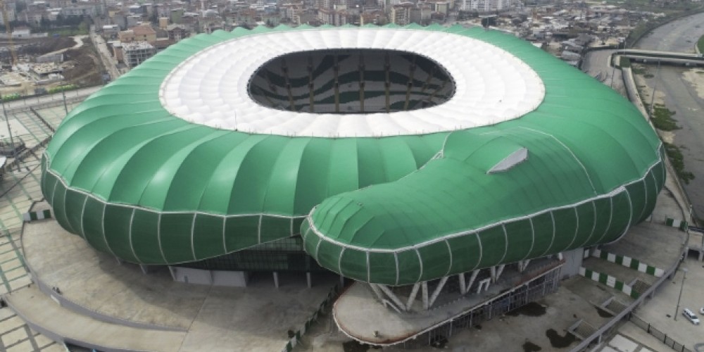 El estadio con forma de cocodrilo que revolucion&oacute; la ingenier&iacute;a en el f&uacute;tbol turco