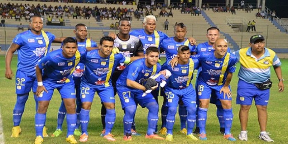 Ins&oacute;lito: el Delf&iacute;n de Ecuador no puede vender camisetas por la muerte de su distribuidor