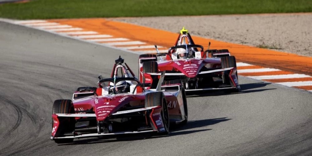 El equipo Nissan de Fórmula E completa con éxito unas intensas pruebas de pretemporada en Valencia