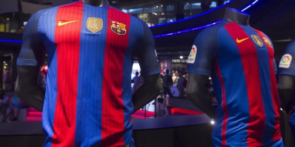 La nueva camiseta alternativa del FC Barcelona ser&iacute;a celeste