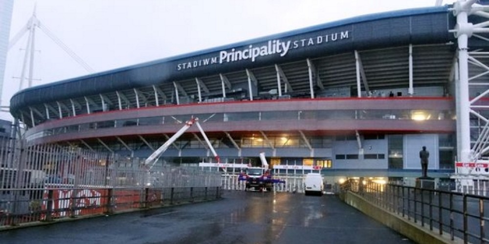 Tras el atentado, la UEFA pide un estadio techado para la final de la Champions