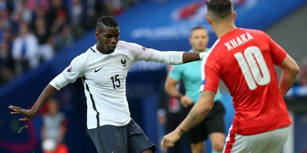 La UEFA oblig&oacute; a Nike a cambiar la camiseta de Francia para un partido de la EURO