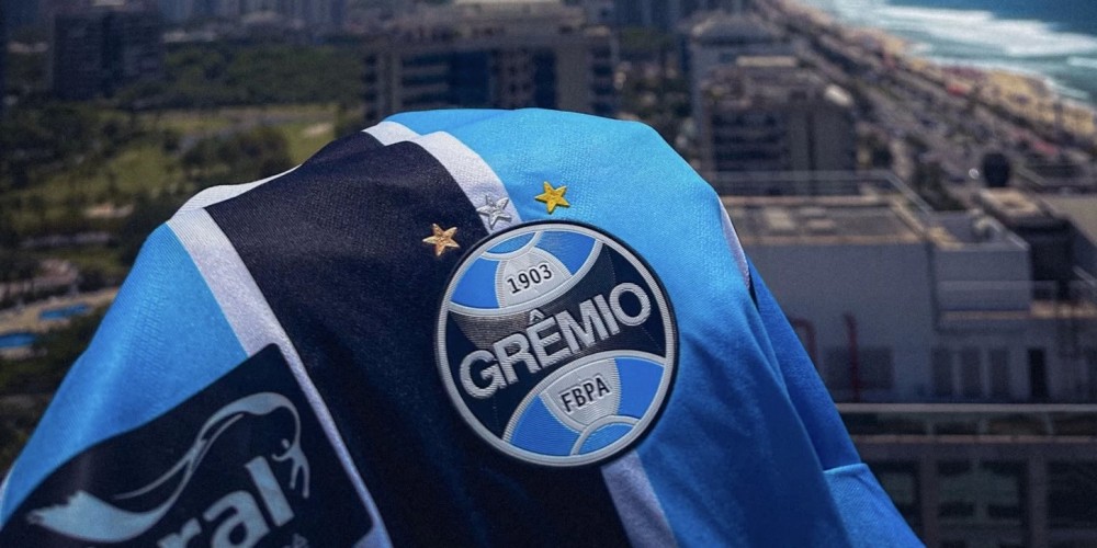 Gremio firma con New Balance y no seguirá con Umbro en 2026