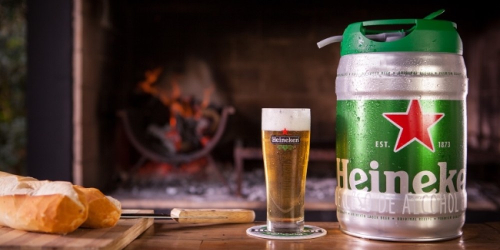 Verdadera cerveza tirada en casa con los Draught Keg de Heineken