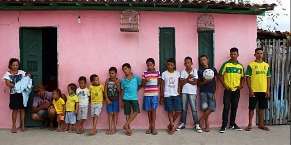 La historia del matrimonio brasile&ntilde;o con 13 hijos, todos con nombres de futbolistas
