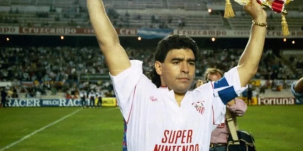 El homenaje del Sevilla a Maradona