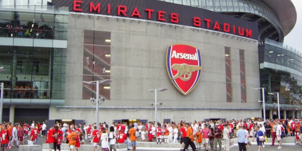 Nombres a cambio de millones