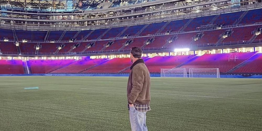Lionel Messi realiz&oacute; una visita secreta al Camp Nou durante la noche y lo mostr&oacute; en sus redes