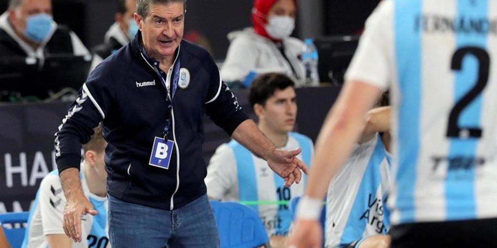 Manuel Cadenas: Su admiraci&oacute;n por Simeone, el desaf&iacute;o en Tokio y el rol de Simonet en Los Gladiadores 