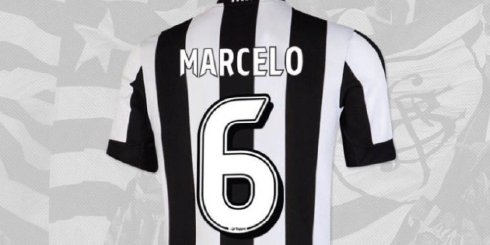 Botafogo le mostr&oacute; a Marcelo la camiseta que le prepar&oacute; para cuando deje el Real Madrid
