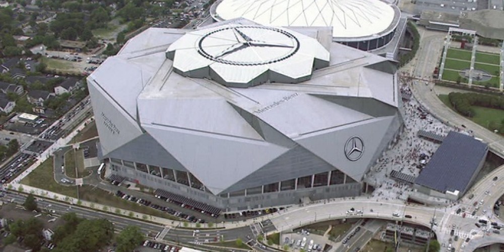 Se finaliz&oacute; el techo del Mercedes-Benz Stadium, el m&aacute;s moderno del mundo