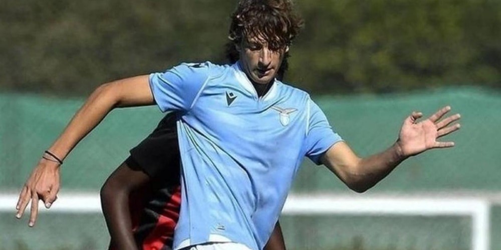 La historia del futbolista que juega en la Lazio y es bisnieto de Mussolini