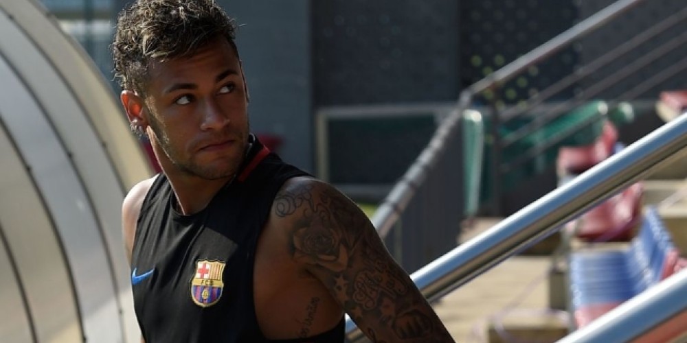El FC Barcelona fren&oacute; todas sus negociaciones hasta definir el futuro de Neymar Jr.