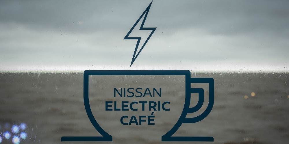 Nissan Electric Caf&eacute; lleg&oacute; a Argentina