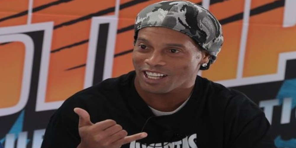 Ronaldinho les har&aacute; el mismo regalo a Cristiano Ronaldo y a Neymar