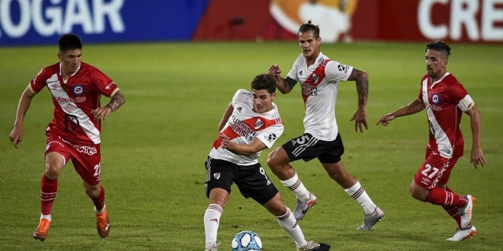 El cruce entre River y Argentinos Juniors desde la mirada de futbolistas que pasaron por ambos clubes