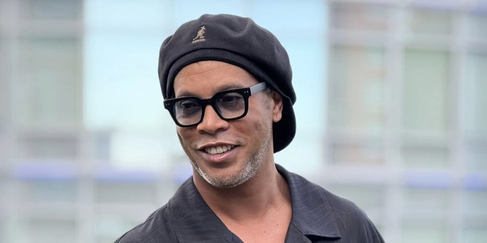 Ronaldinho se lanza como cantante: present&oacute; su &aacute;lbum de rap y funk &quot;Bruxaria 051&quot;