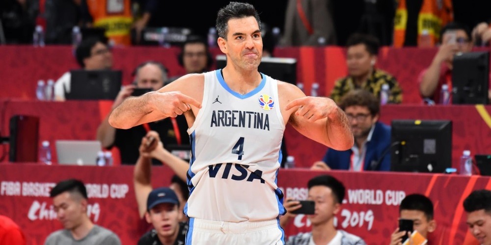 Al igual que Gin&oacute;bili, Scola ingres&oacute; al mundo de las criptomonedas