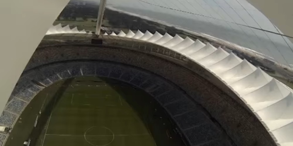 El estadio del Mundial de Sud&aacute;frica que se convirti&oacute; en tirolesa