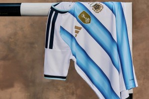 adidas presentó la nueva camiseta titular que usará la Selección Argentina en el Mundial 2026