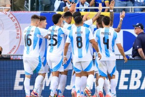 Argentina conquista Brasil: camisetas agotadas y nuevas academias