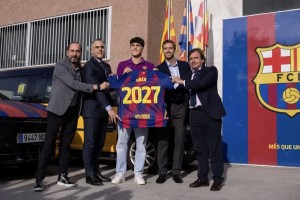 Barcelona y su acuerdo con Uber: una alianza para revolucionar la movilidad en sus instalaciones