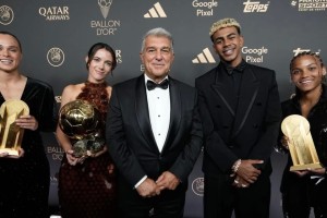 El Barcelona presentó camisetas edición especial para Aitana Bonmatí y Lamine Yamal