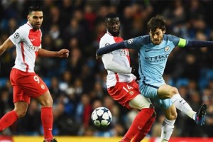 Falcao cambia de patrocinador y deja de jugar con botines negros