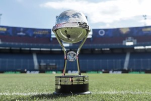 ¿Por qué finalmente la final de la Copa Sudamericana se jugará en Asunción y no en Bolivia?