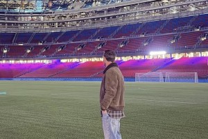 Lionel Messi realizó una visita secreta al Camp Nou durante la noche y lo mostró en sus redes