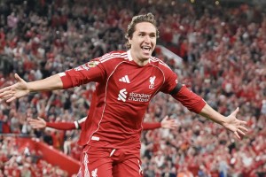 Liverpool y adidas rompen récord de venta de camisetas tras volver a asociarse