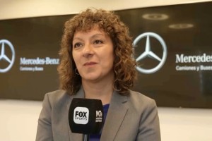 Paula Díaz, Gerenta de Servicios al Cliente y Conectividad de Mercedes-Benz Camiones y Buses: "Nuestro diferencial es la cercanía cuando brindamos servicios en economías tan específicas"