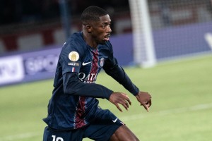 Problemas para el PSG: tras ganar el Balón de Oro, Dembélé mostró su descontento con su salario