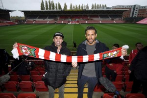Ryan Reynolds y el Wrexham, en debate por £18M del gobierno galés