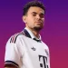 Bayern Múnich y adidas presentaron la camiseta suplente para la temporada 2026/27