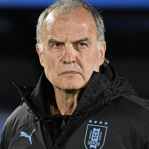 La AUF será multada porque Bielsa no convocó a los referentes de la selección uruguaya