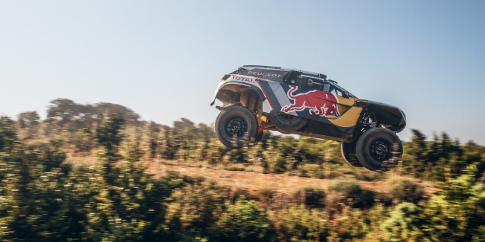 &lsquo;Maximum Attack&rsquo; para Peugeot, con el lanzamiento del 3008DKR Maxi