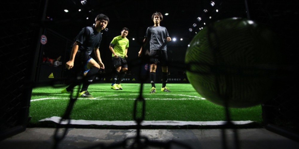 Con jugadores de los mejores clubes europeos adidas presentó la #BeTheDifference World Final