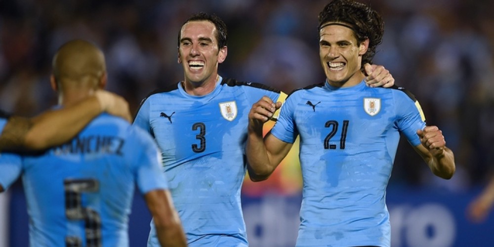 Edinson Cavani iguala un curioso r&eacute;cord en Eliminatorias