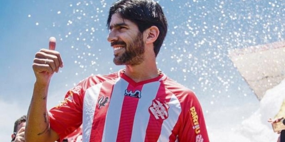 El curioso motivo por el cual Abreu le ped&iacute;a al utilero cuatro camisetas por partido