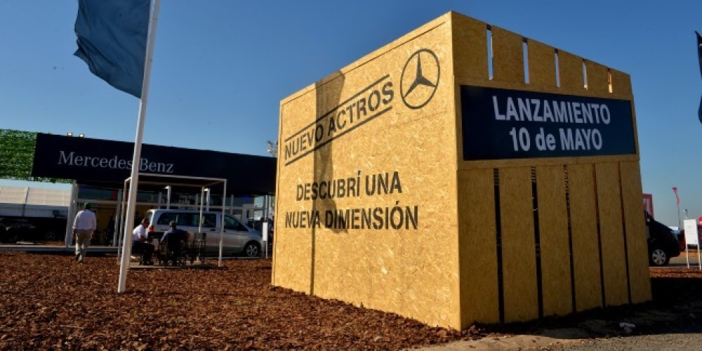 Los nuevos camiones Actros y Arocs recorrerán la Argentina