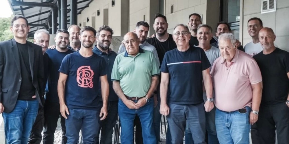 La AdC reuni&oacute; a los clubes cordobeses en la previa de la Supercopa