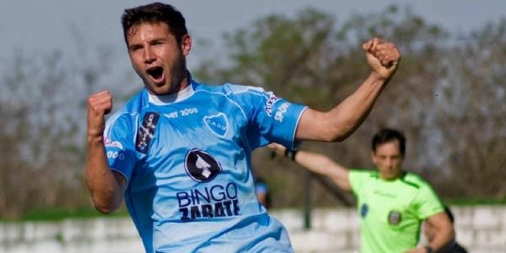 De estar preso a ser uno de los goleadores de la Primera C