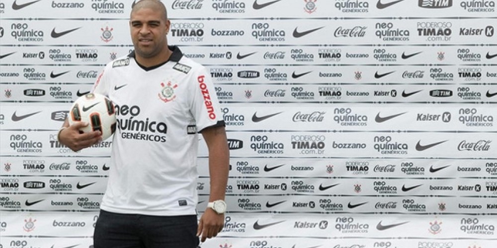 El brasilero Adriano ser&aacute; due&ntilde;o y jugador del Miami United