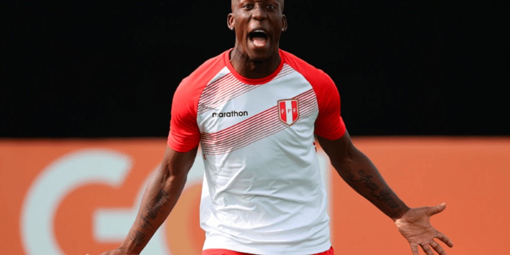 Con la llegada de Advíncula, los peruanos que jugaron en Boca